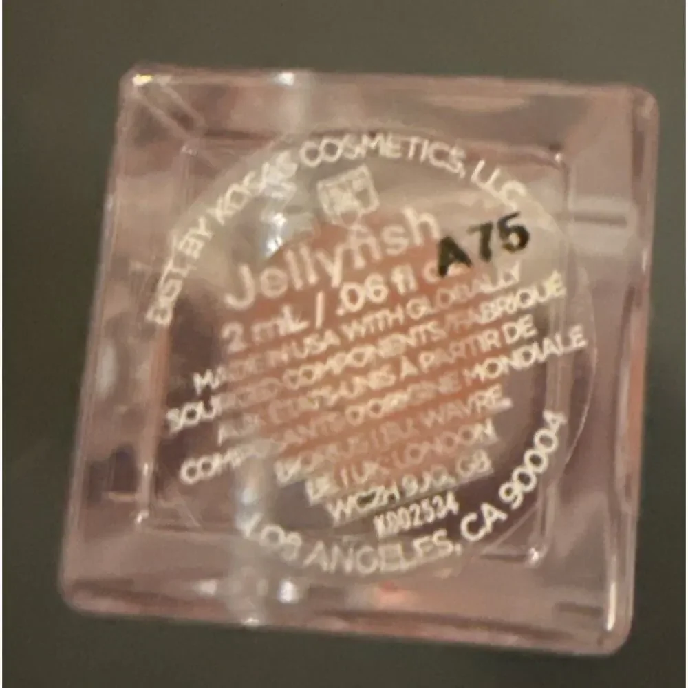 Kosas Wet Plumping Treatment Gloss Lip Oil Jellyfish Glossy Clear .06 Fl Oz